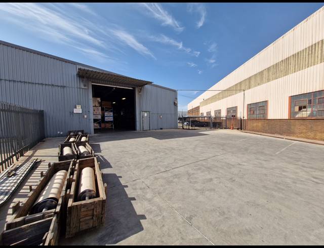 1,200M² FACTORY TO LET IN JET PARK